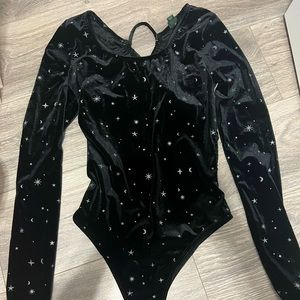 Size medium body suit brand new no tags